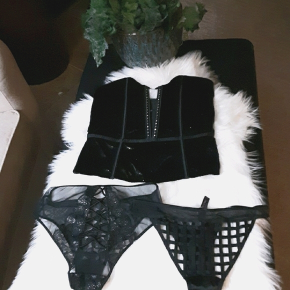 NWOT SEXT CORSET SET LARGE/SMALL-SMALL - Picture 1 of 8